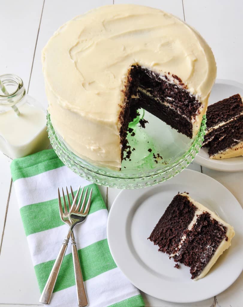 Chocolate cake with cream cheese frosting