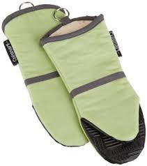 Green oven mitts