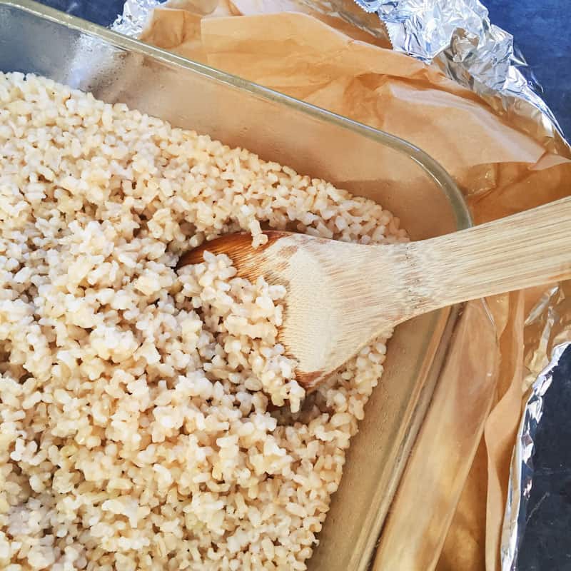 Easy oven baked brown rice 