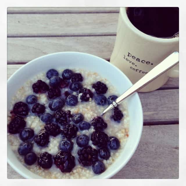 Overnight oats with blueberries