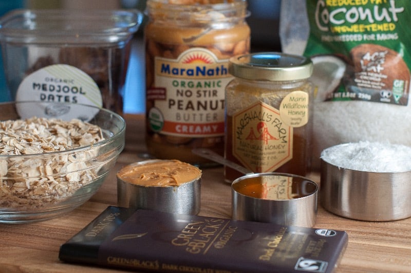 Ingredients for no bake dark chocolate peanut butter granola bars