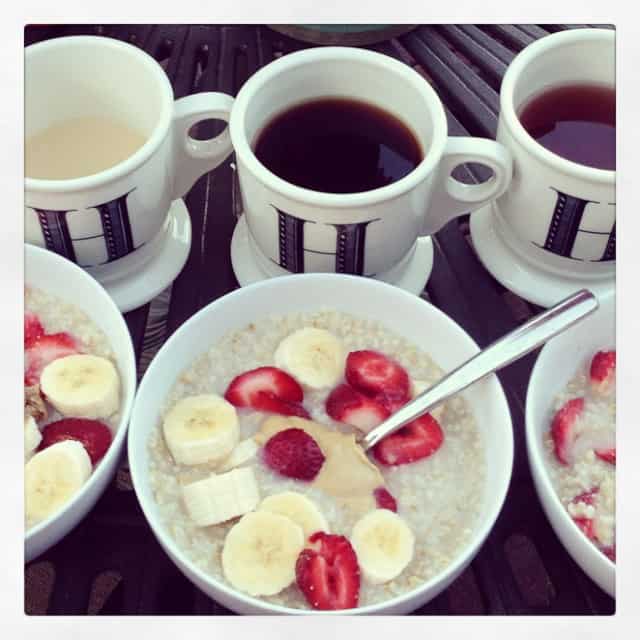 Oats with banana and strawberry