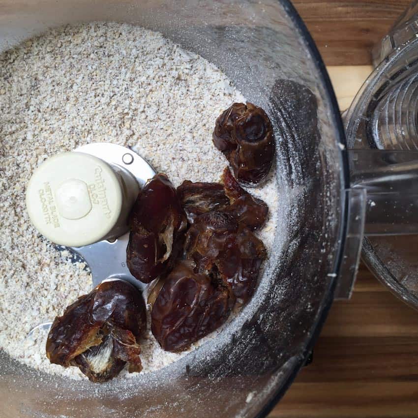 Processed oats with flax seed and baking soda and dates