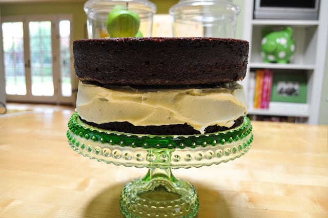 Adding second layer to chocolate cake