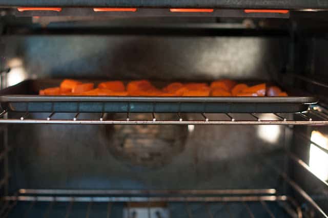 Roasting carrots in oven