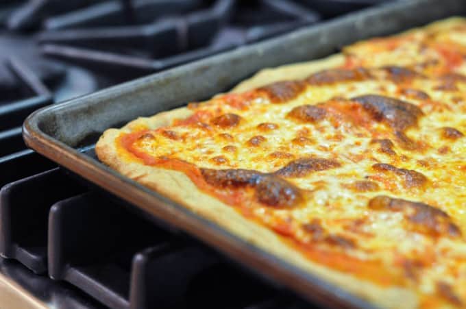 Baked pizza